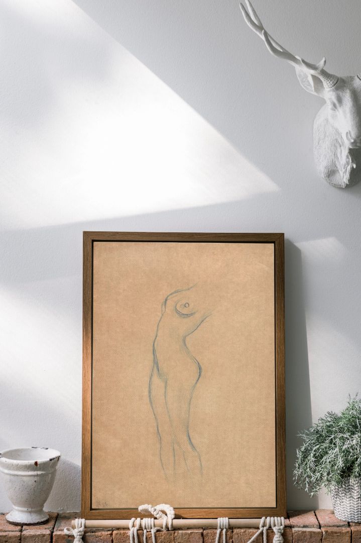 Standing Female Nude to the Left