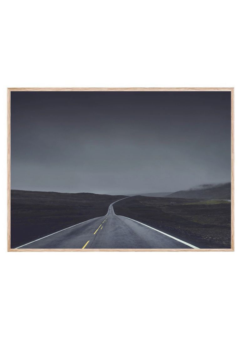 En vej gennem golt landskab