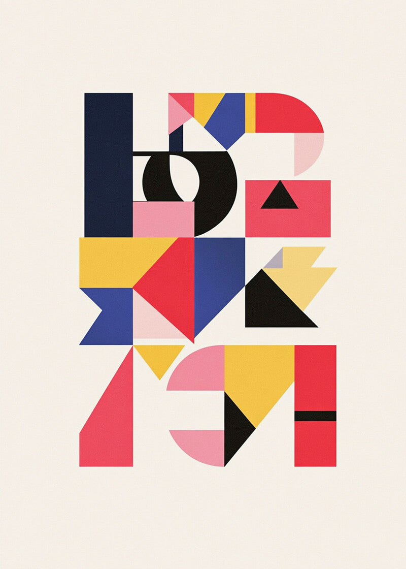 Geometrisk bogstavleg fra Posters: abstrakt geometrisk plakat med farverige former i blå, gul, pink, rød og sort på creme baggrund-perfekt til grafiske kunstentusiaster.