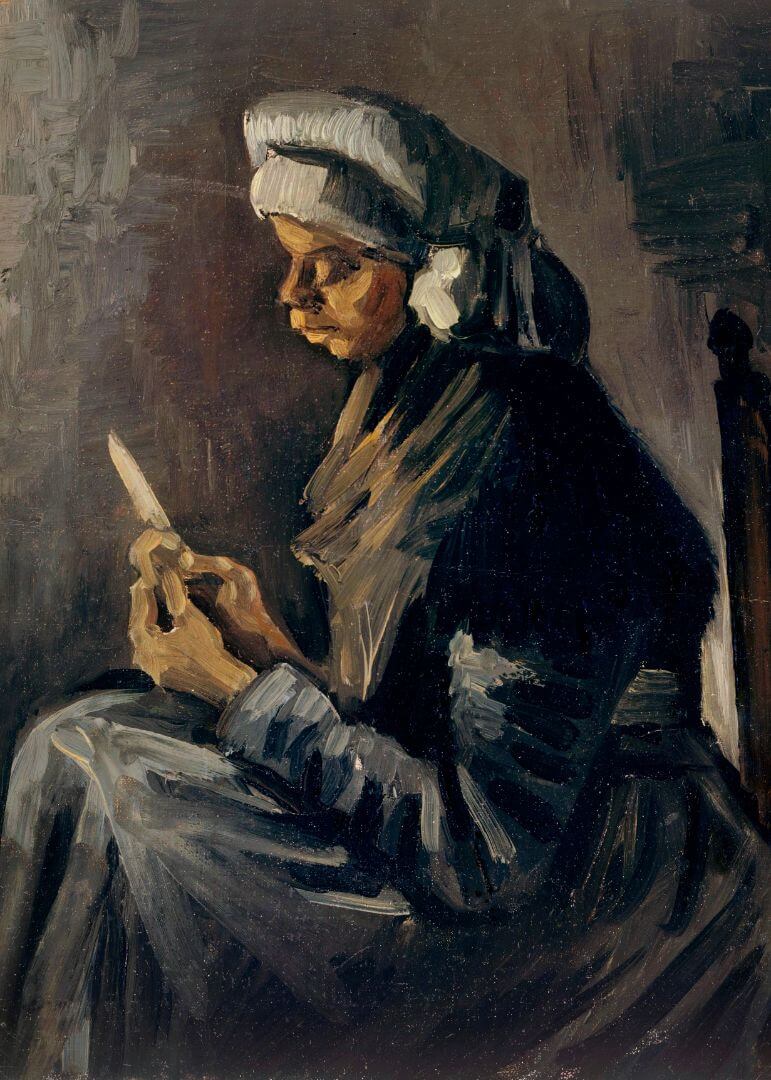 The Potato Peeler (1885) af Posters viser en kvinde i mørkt tøj og kyse, der sidder i profil, mens hun skræller en kartoffel, gengivet med dæmpede farver og udtryksfulde penselstrøg for at skabe en dyster, eftertænksom stemning.